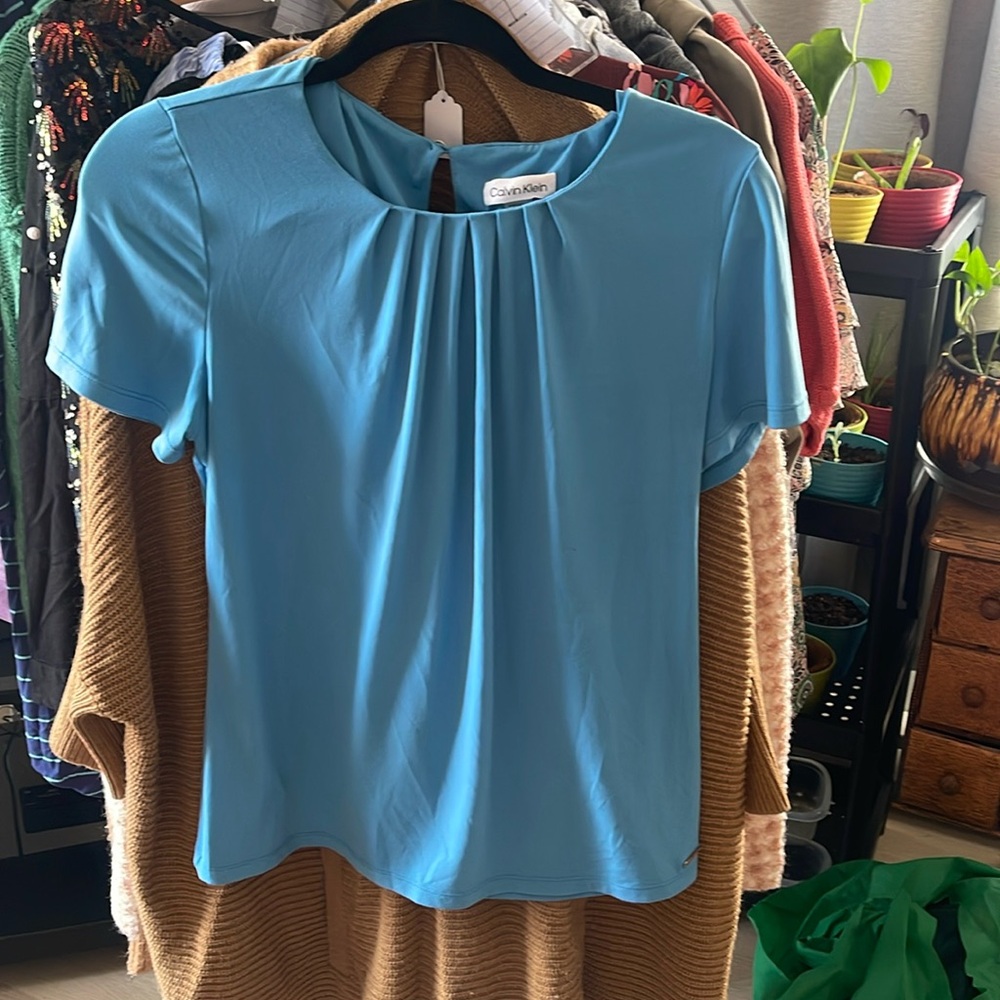 Calvin Klein medium top